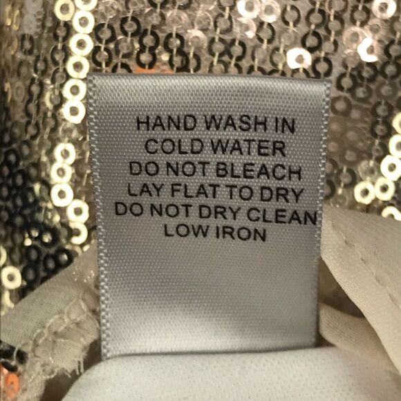 Charlotte Russe Sequin Racerback Tank Top - Picture 6 of 7